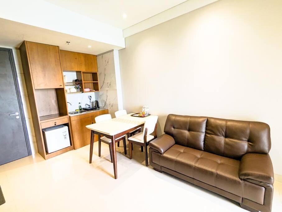 Lovina 20-ae At One Apartemen